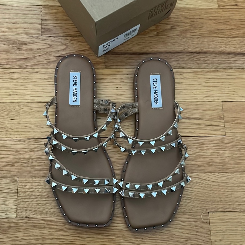 STEVE MADDEN SKYLER SANDALS